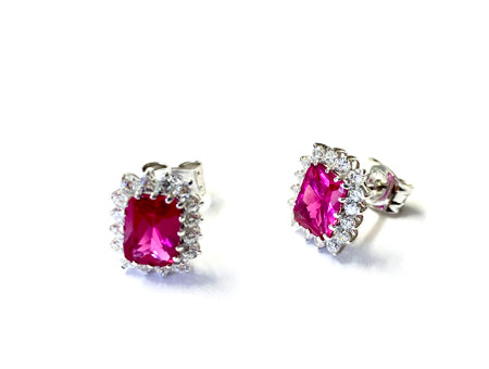 9 CT White Gold Ruby Pendant