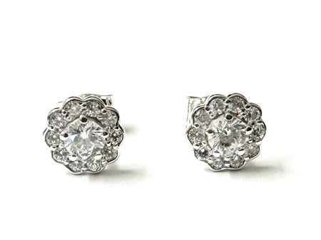 9 CT White Gold Cz Earring.