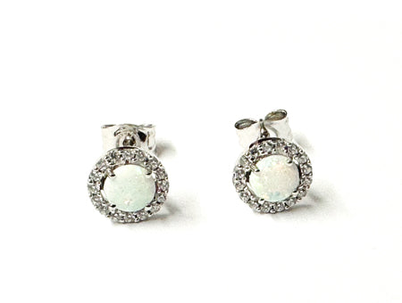 9 CT White Gold Opal Earring.