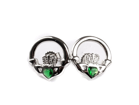 9 CT White Gold Earring.