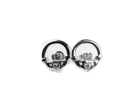 9 CT White Gold Earring.