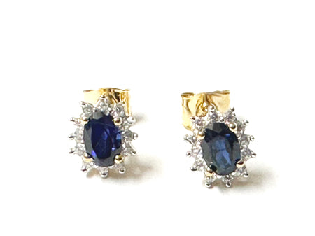 9 CT Yellow Gold Sapphire Cz Pendant Chained .Stone Size 7×5 mm