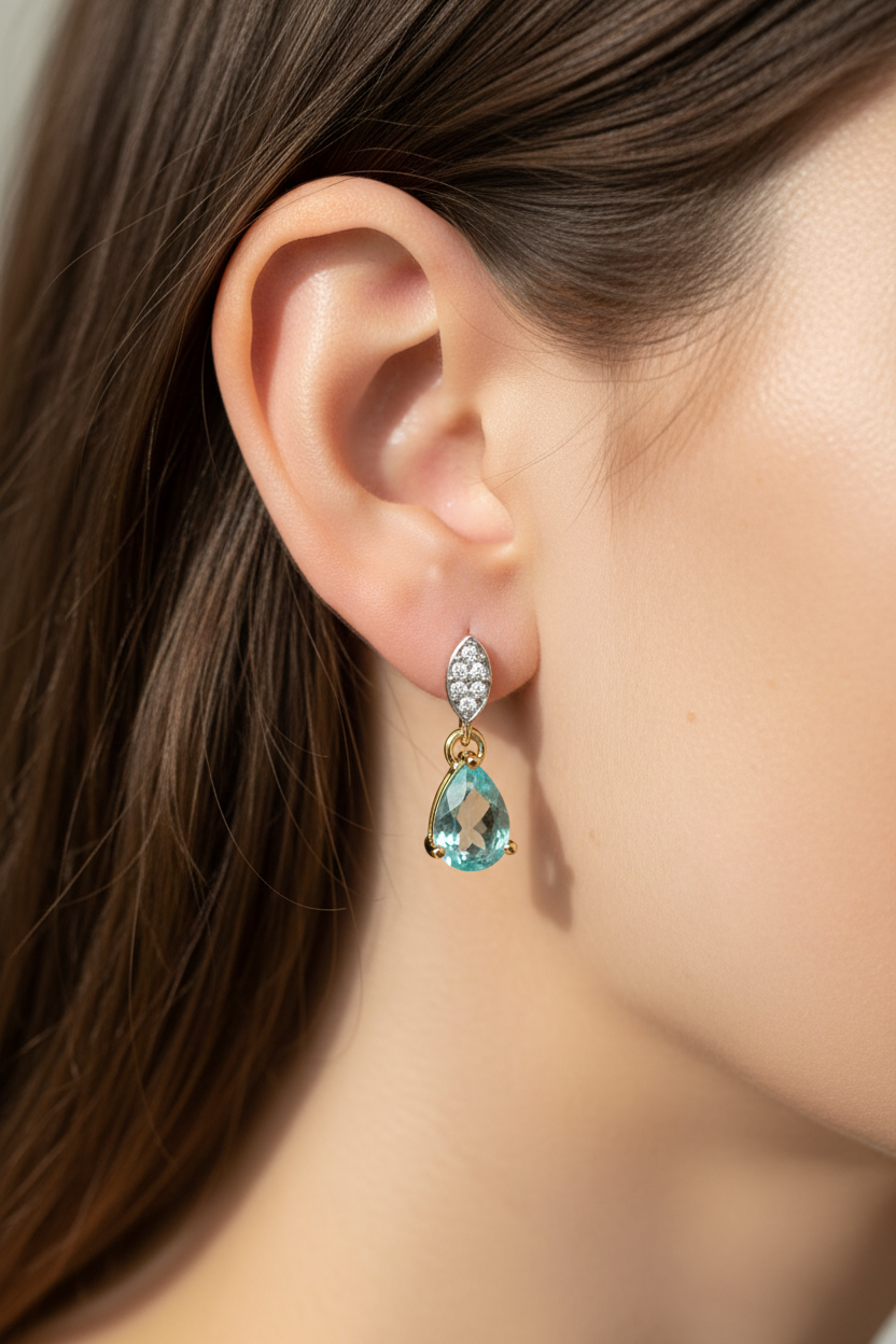 9 CT Yellow Gold Aquamarine Cz Earring.