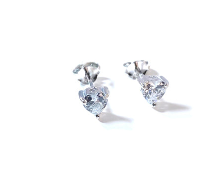 White Cz Silver 4mm Heart Claw Set Earring Boxed.