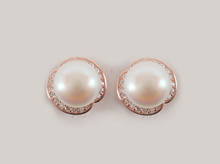Rose Gold with Pearl Earring