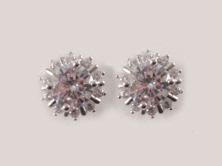 A White Cubic Zirconia Earring