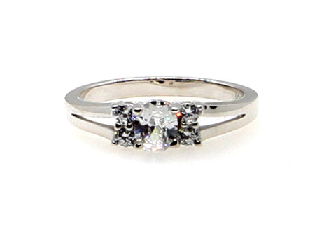 A White Cubic Zirconia Ring