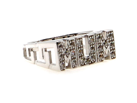 A White Cubic Zirconia Mum Ring