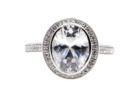 9ct White Gold Cz Ring.