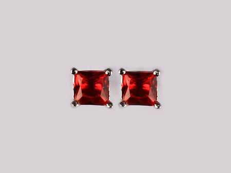 A Garnet Cubic Zirconia Earring 5mm x 5mm