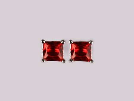 A Garnet Cubic Zirconia Earring 5mm x 5mm