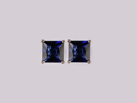 A Sapphire & White Cubic Zirconia Earring 5mm x 5mm