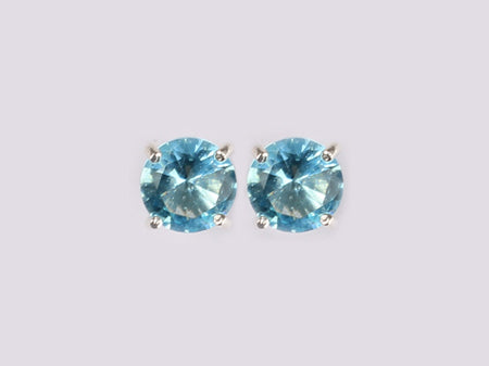 A Aquamarine & White Cubic Zirconia Earring 4MM