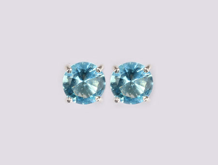 A Aquamarine Cubic Zirconia Earring 3MM