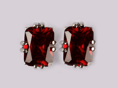 A Garnet Cubic Zirconia Earring