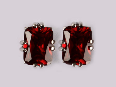 A Garnet Cubic Zirconia Earring