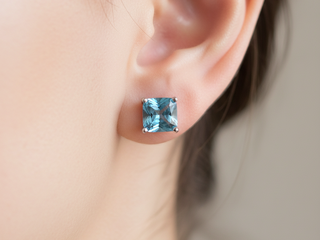 Topaz Silver Cz Earring 5mm x 5mm