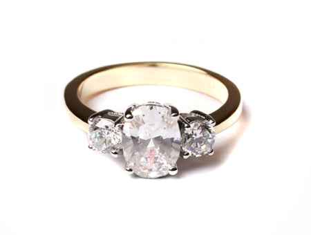 9ct Yellow Gold Cz Ring.