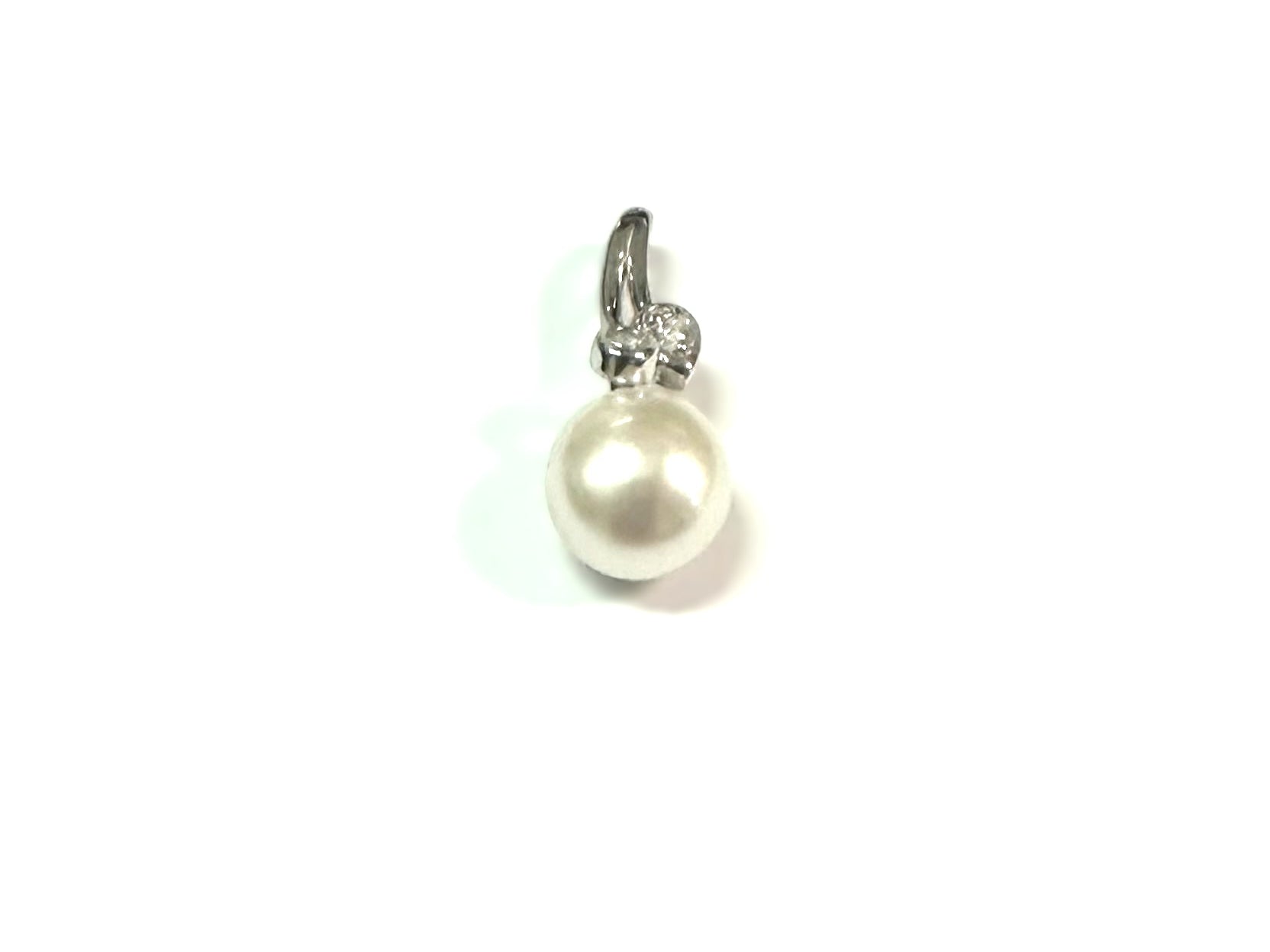 Pearl Pendant