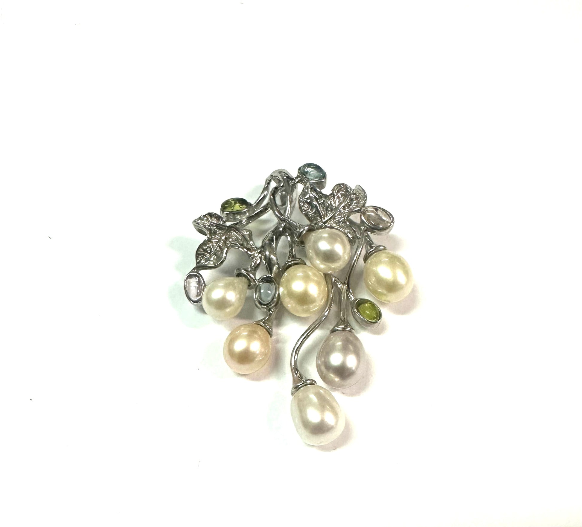 Pearl Pendant with Aquamarine and Peridot stones