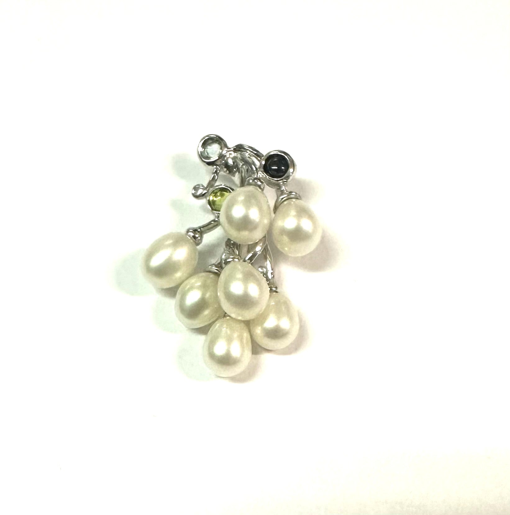 Pearl Pendant with Aquamarine,Peridot & Onyx stones