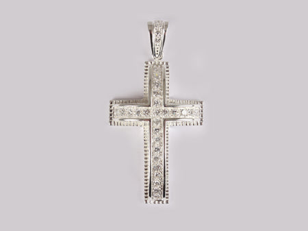 A White Cubic Zirconia Pendant
