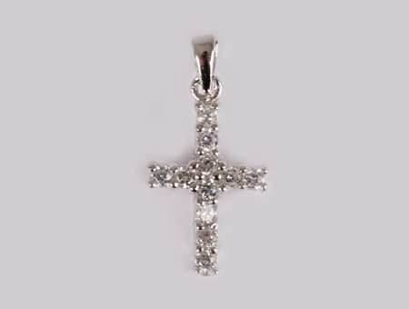 A White Cubic Zirconia Pendant