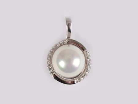Rose Gold with Pearl Pendant