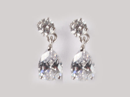 A White Cubic Zirconia Earring
