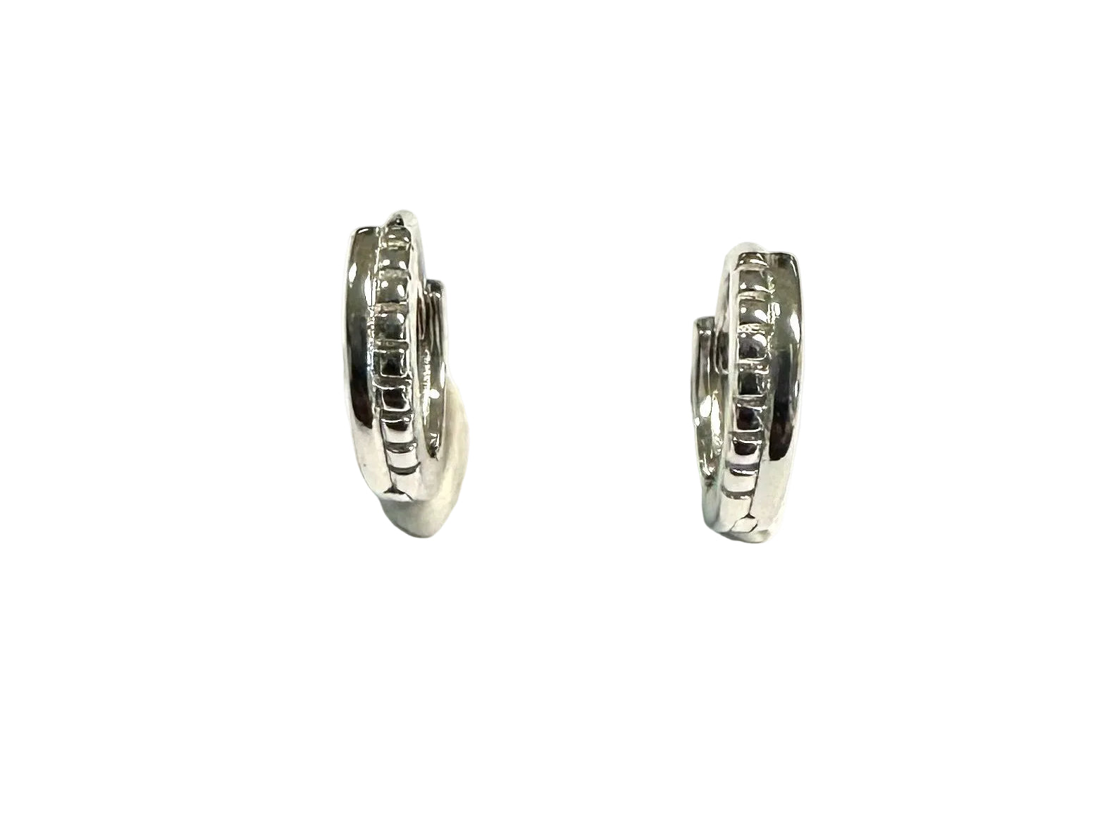 Silver Huggies earring