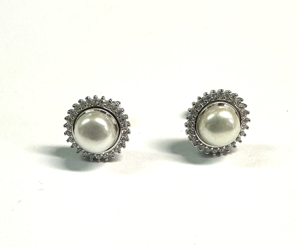 Silver Pearl Earring