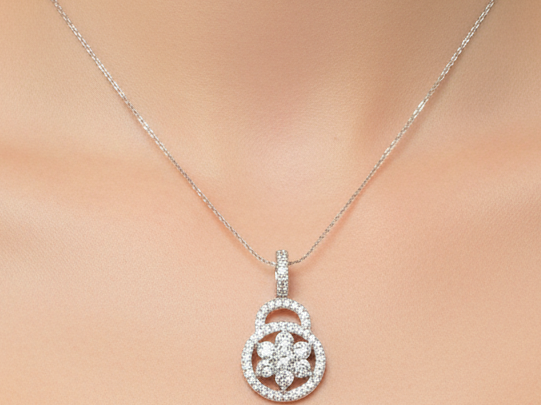A White Cubic Zirconia Pendant