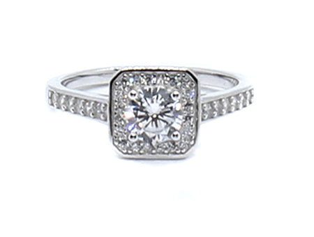 A White Cubic Zirconia Ring
