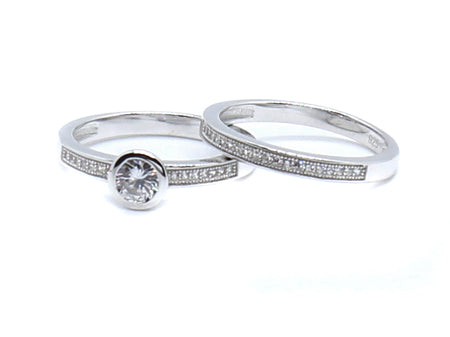 A White & White Cubic Zirconia Ring
