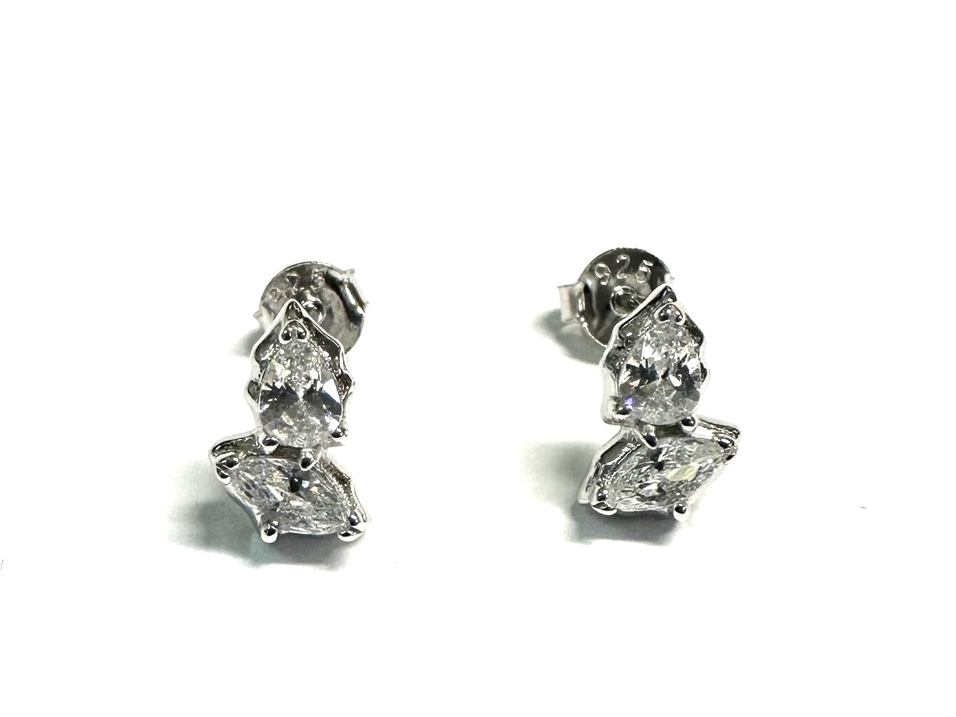 White Cubic Zirconia Silver Earring