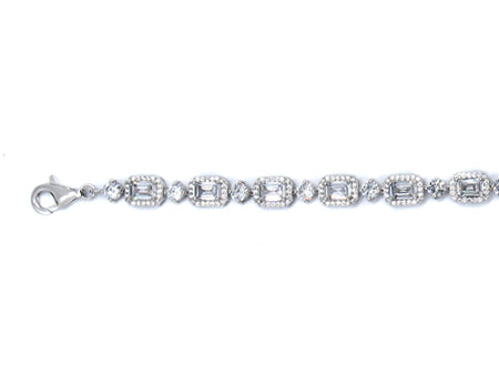 A White Cubic Zirconia Bracelet