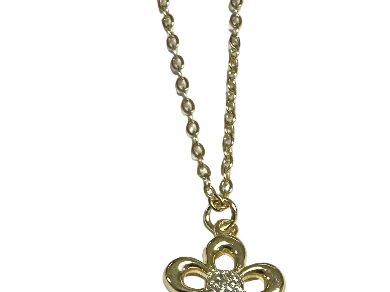 A Yellow plated Silver White CZ Flower Design Necklace