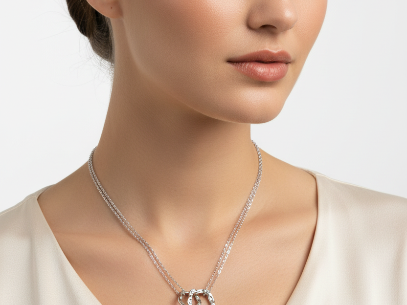 A Silver White CZ Necklace