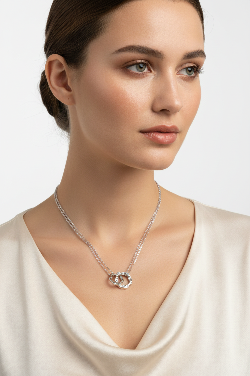 A Silver White CZ Necklace