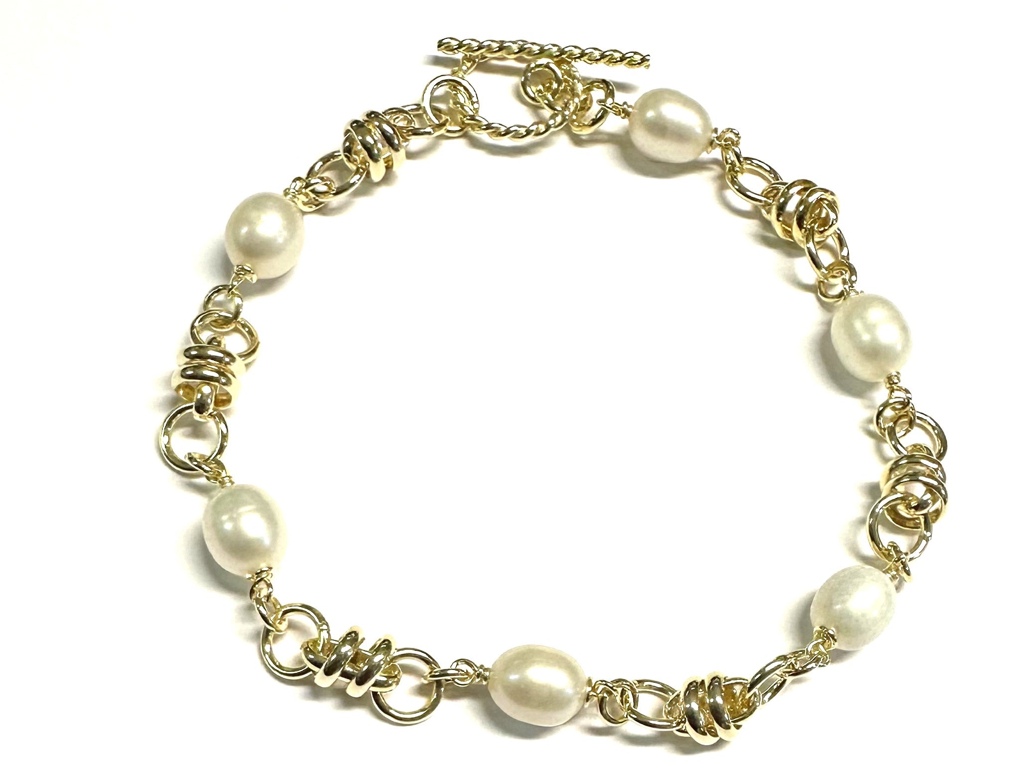 A Gold Plated Silver Pearl Bracelet