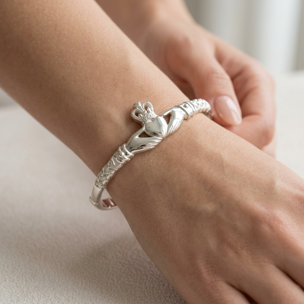 Plain Silver Claddagh Bangle