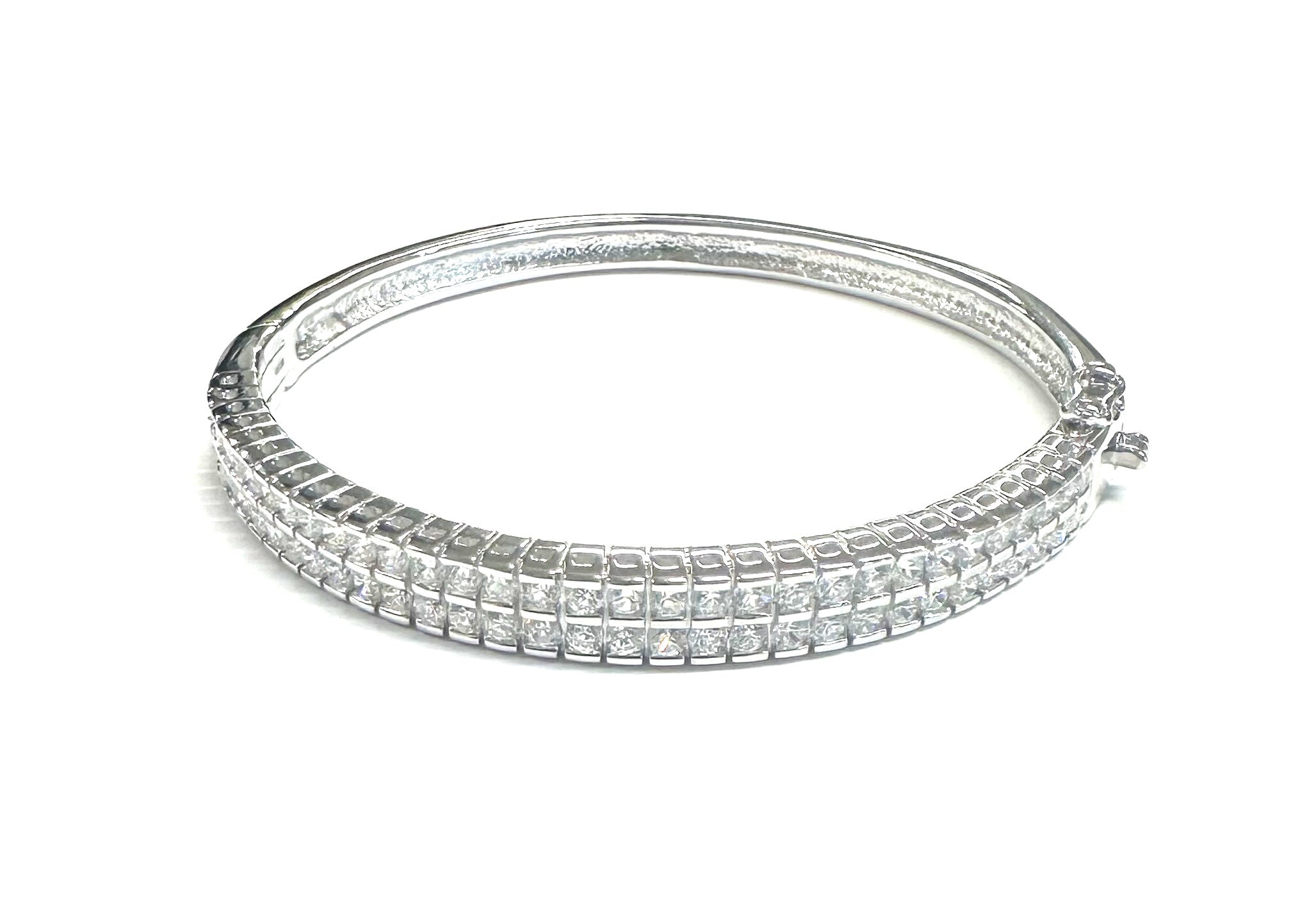 White Cubic Zirconia Silver Bangle.