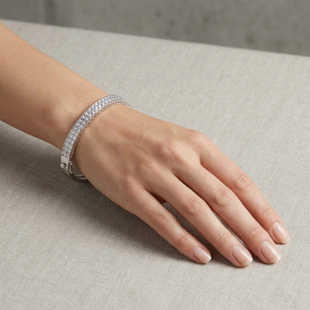 White Cubic Zirconia Silver Bangle.