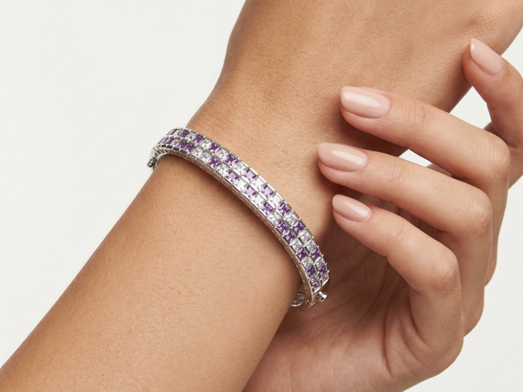 White And Amethyst Cubic Zirconia Silver Bangle.