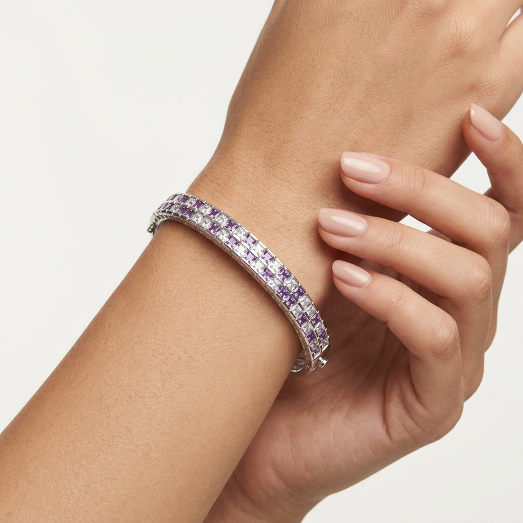 White And Amethyst Cubic Zirconia Silver Bangle.