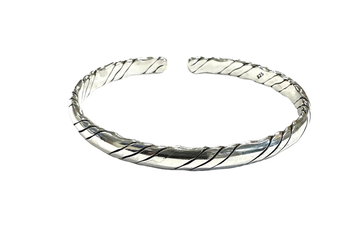 Silver Cuff Design Bangle