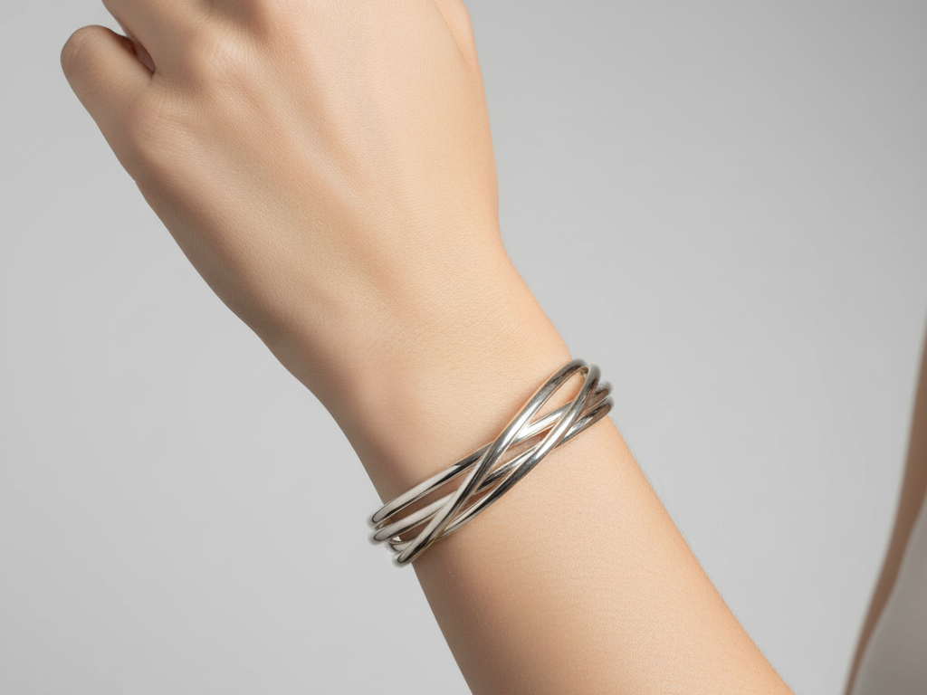 Simply Silver Bangle