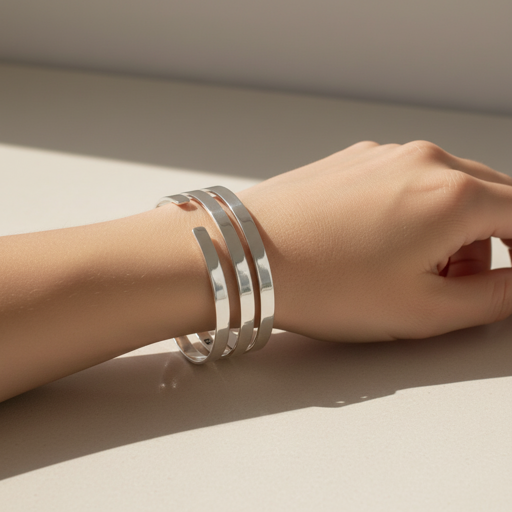 Simply Silver Bangle