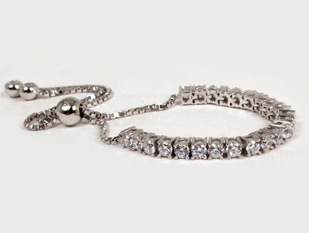 A White Cubic Zirconia Bracelet