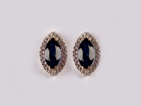 9 CT Yellow Gold Earring.